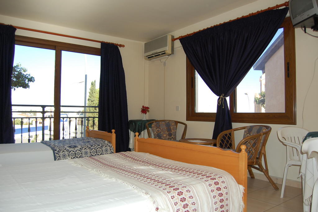 Nicos & Olympia Apartments Polis Szoba fotó