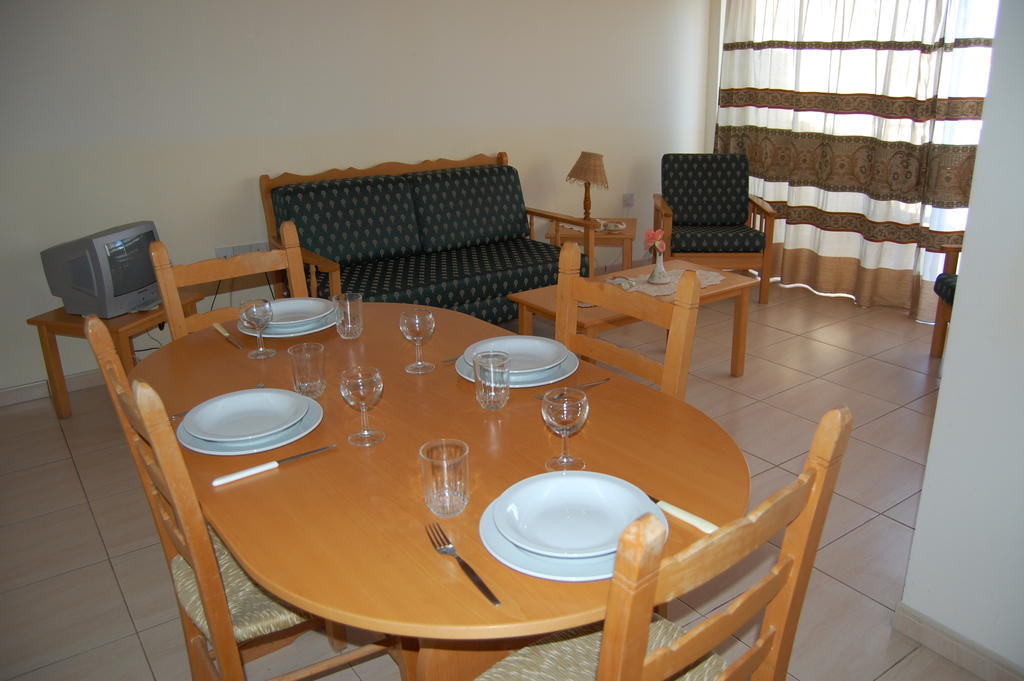 Nicos & Olympia Apartments Polis Szoba fotó